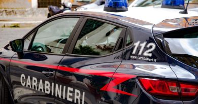 Carabinieri Auto