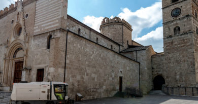 Teramo Ambiente Piazza Martiri Teramo