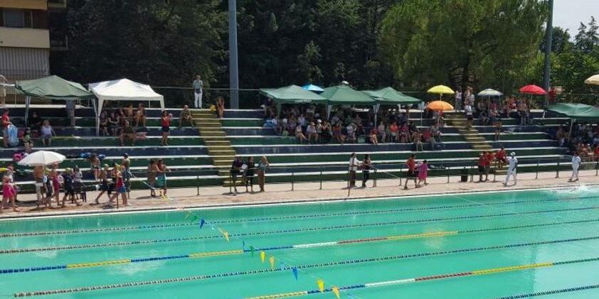 chieti piscina