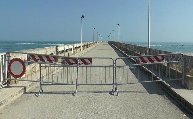 pontile roseto