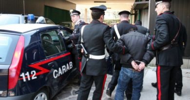 carabinieri arresto