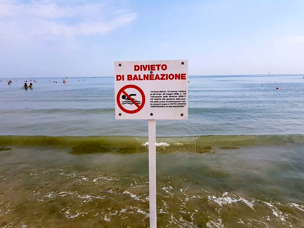 divieto balneazione