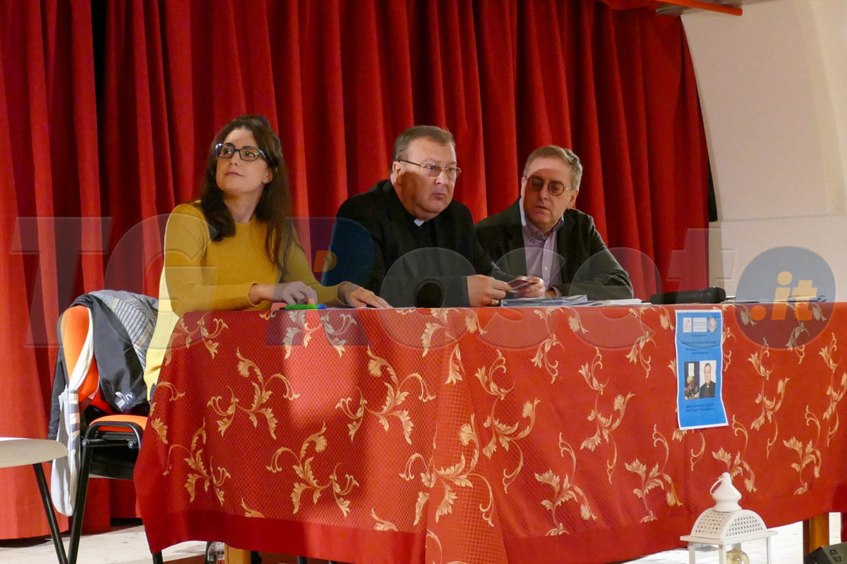 Presentazione Libro Vescovo Teramo Roseto 1