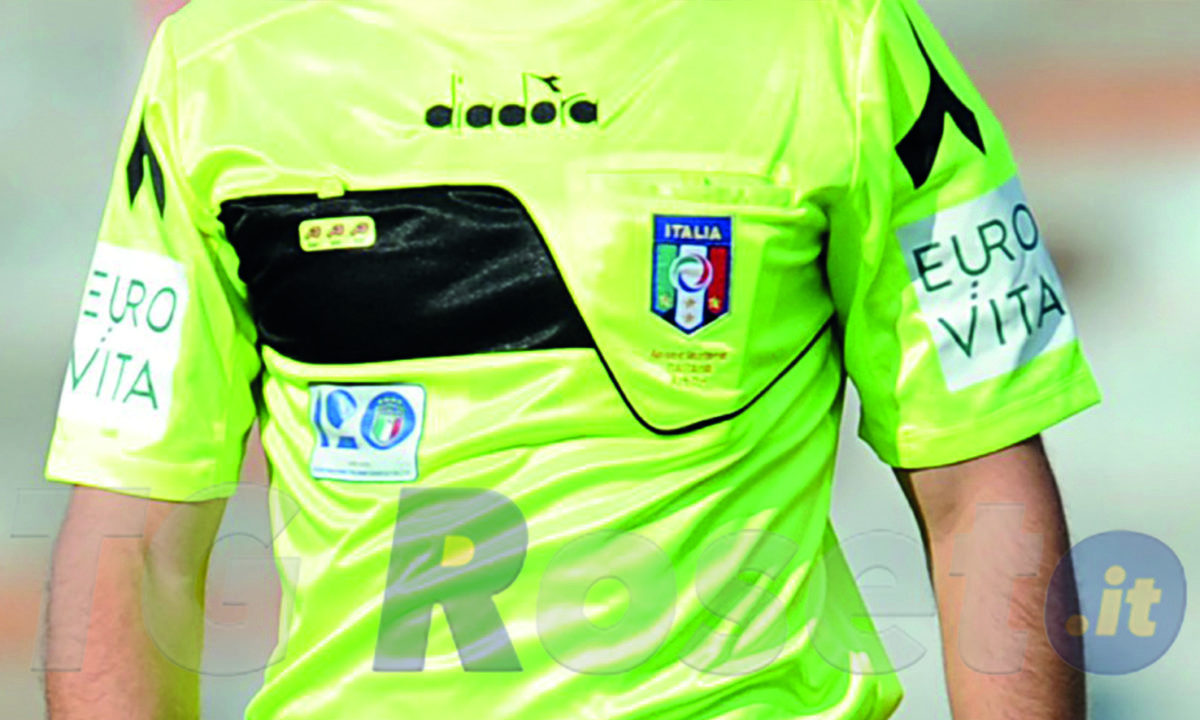 Arbitro calcio