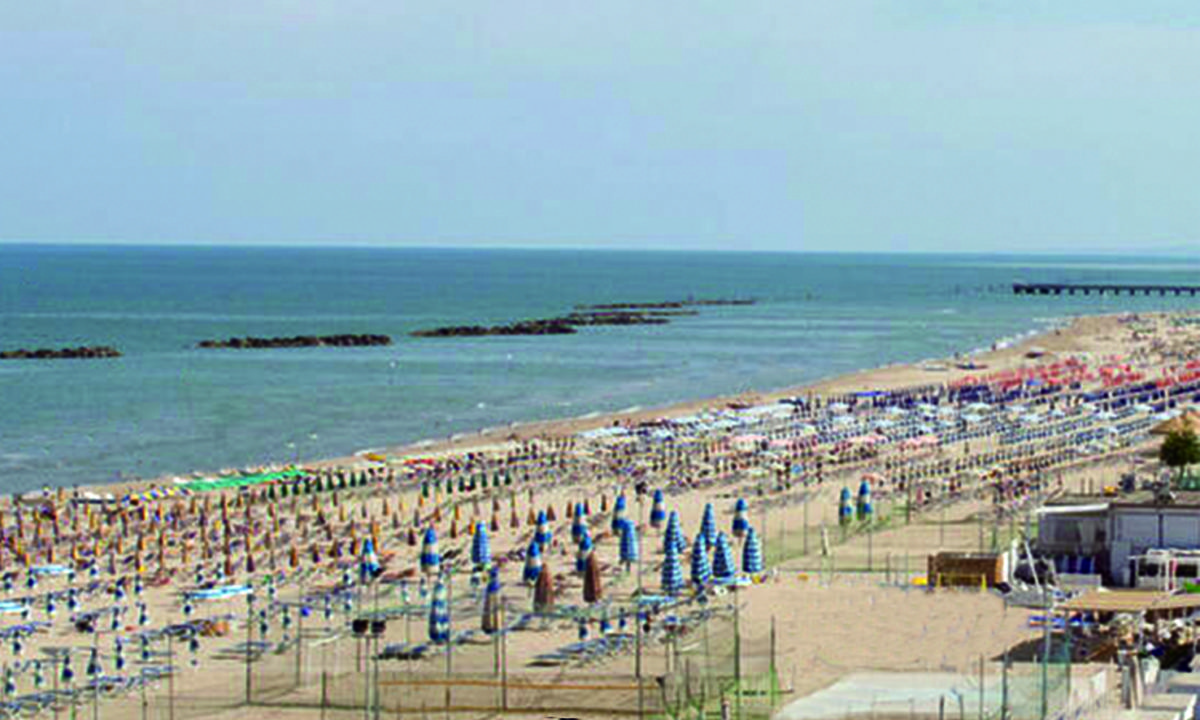 roseto spiaggia