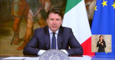 Giuseppe Conte Conferenza