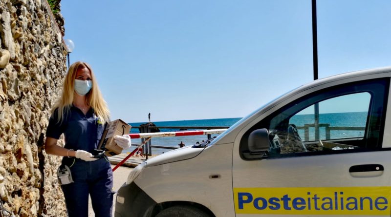 Poste Italiane Abruzzo Postina Donna