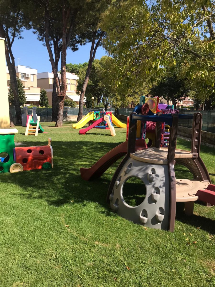 giardino scuola via mattarella Giulianova Teramo