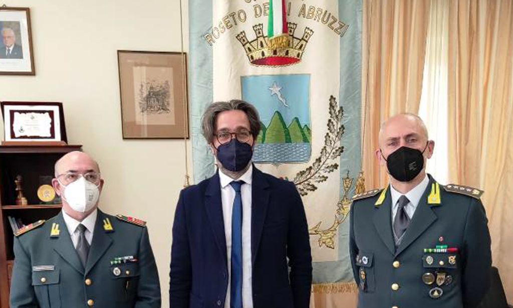 roseto guardia finanza