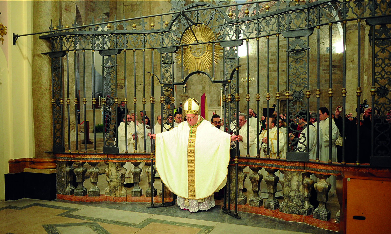vescovo Leuzzi Teramo