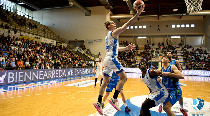 basket roseto